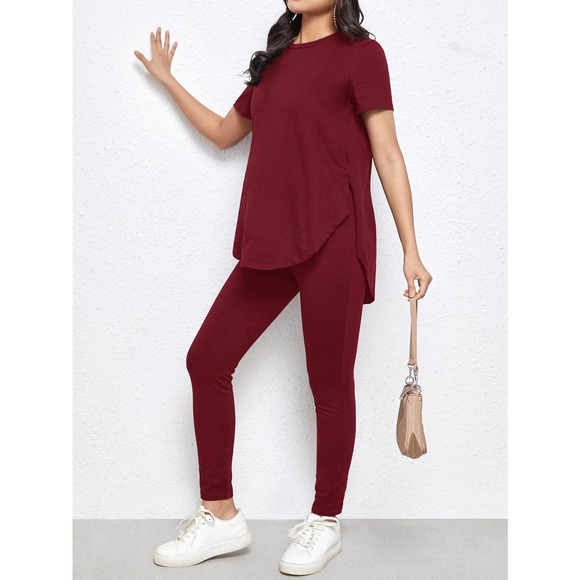 2 piece set: Maternity Split Curved Hem Solid Top & Leggings Set maroon red - Picture 1 of 11